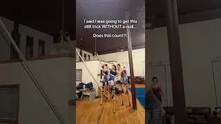 This is a pretty scary stilts move&hellip;  #stilts #circusperformer #stiltwalker #stiltwalking #circus