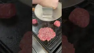Smash burger porn 2021
