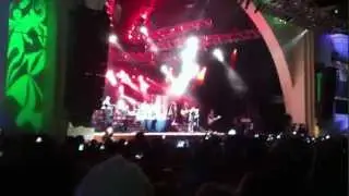 Demi Lovato - Heart Attack LIVE (Universal Studios Orlando)