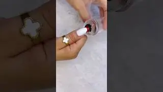Wow look at this amazing nail design 😱😳 #nails #naildesign #nailhacks #naildesignathome #shorts