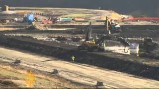 Clean-up from US coal-ash disaster continues