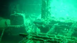 SS Thistlegorm - Die Lastw&auml;gen in Laderaum 1, September 2002