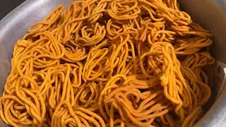 Murukulu | Garellu/chekkalu Making video#food#festival #vibes#cooking#sankranthi#shorts#trending 
