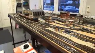 Trix Express mit E10 u. BR 80 Klappdeckelwagen