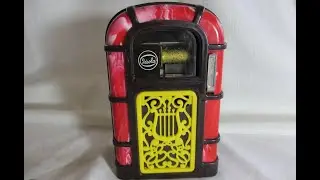 IDEOLA JUKEBOX BANK 1950S COIN UP WIND UP MINIATURE IDEAL TOY CORP BAQUELITE HUCHA SINFONOLA