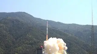 Long March-2C launches three new Yaogan-30 satellites