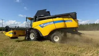 New Holland CX6.80 RS puimuri 24&rdquo; p&ouml;yd&auml;ll&auml; luovutettiin Yp&auml;j&auml;lle