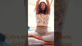 Krya to change space by cleaning your auric field ! Make a fist, thumbs inside, &ldquo;0&rdquo; shape breath .