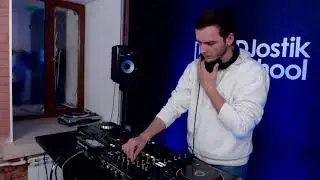 Roman Perov - Speed Tech House