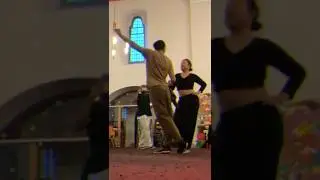 Hustle Dancing to Silk Sonic&rsquo;s &lsquo;Skate&rsquo; (Short Clip)