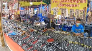 ขายมีดในงานวัด มีดหมู่บ้านอรัญญิก จ.อยุธยา พร้อมอุปกรณ์การเกษตรอีกมากมาย