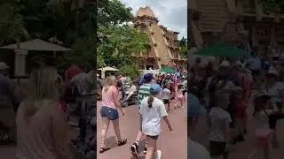 Best Empanadas Mexican Pavilion Epcot #travel #food #shorts
