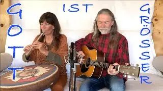 Outi & Lee ”Gott ist größer” (Sofa Song Sessions)