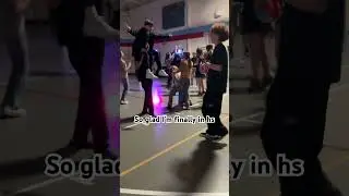 What in the middle schools dance😭