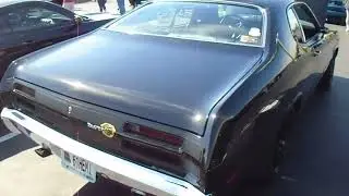 1972 PLYMOUTH DUSTER FASTBACK COUPE - HEMI ENGINE POWERED