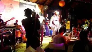 Noites quentes de Luanda.