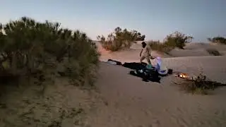 Coucher de soleil dans le Sahara en Tunisie : ambiance réelle au bivouac (sans musique)
