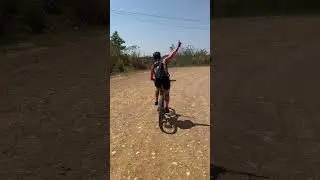 Pedal fazendo test drive com uma bike assistida !!! S&oacute; risada &hellip;