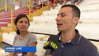 Competi&ccedil;&atilde;o de futsal para surdos revela talentos
