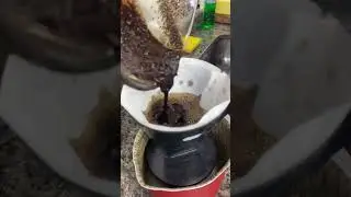 Vierta alcohol en el caf&eacute; y no volver&aacute; a tener problemas con las moscas