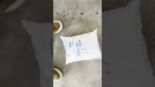 Ice cube packing machine