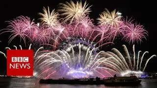 The explosive science behind fireworks - BBC News