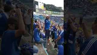 El Presidente en El Estadio Cuscatlan