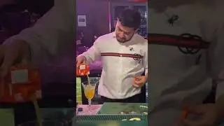 Prepare cocktails with layers.
