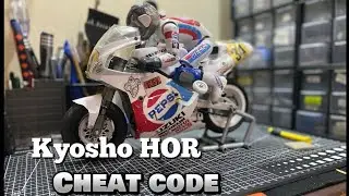 This made it easy! Kyosho HOR. Suzuki RGV Pepsi 1/8