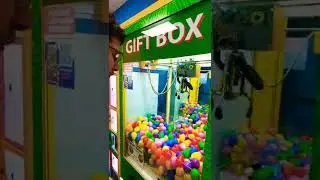 Gift Box claw machine mystery egg Win!!! (300 sub special!) #clawmachine #shorts