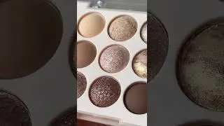 Палетка тіней для повік Dasique Shadow Palette #21 Almond Vanilla #makeup #blush #kbeauty