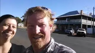 James Stewart Keene joins Tracy & the Big D on 104.9 Sunshine Fm, September 2018