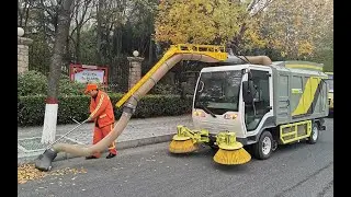 Chinese Pure Electric Lithium Batteries Multifunction Leaf Collection Truck.