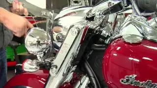 How to Remove and Install the Indian Chief Vintage Windshield &ndash; Indian Motorcycle