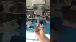 The machine for making steel strap seal with logo embossing shipping to Brazil