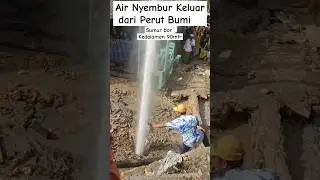 Air Nyembur keluar dari sumur bor di Madura