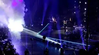 I NEED YOUR LOVE ELLIE GOULDING LIVE MADISON SQUARE GARDEN NEW YORK NEW YORK 6 21 2016