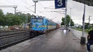 Aerodynamic Beautiful WAG 7 LOCOMOTIVE Engine 🚂