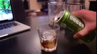 Coke glass cinemagraph