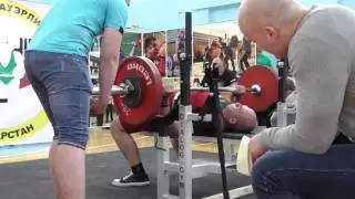 Амалян Арман, жим 140 кг