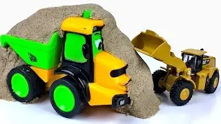 MIGHTY MACHINES AT THE JOBSITE HIDDEN IN KINETIC SAND & KINETIC ROCK