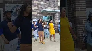 Lady in the Yellow Dress Lights Up the Internet and Her Community