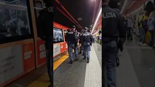 🔴 ATTENTION: Police step up security checks for Pickpockets in #Rome #metro 🚨 #Viral #Shorts #Thief