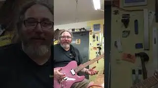 Slamo Reviews a Cheapo Guitar
