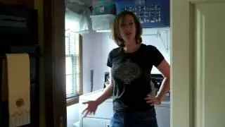 How to  Quickly  De-Wrinkle Academic Attire