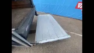 EK56VCV Luton box van tail lift - Ford transit 2.4