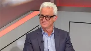 John Slattery on 'Veep', 'Spotlight' and Treatment of Hearing Loss