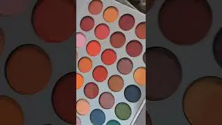 jadyn Hill eyeshadow palette #natural #beautytips #colurs @babutips