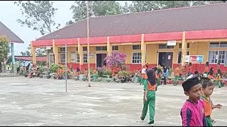 Bergotong royong SD Negeri 005 Meral Barat
