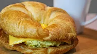 Breakfast Egg Croissant Sandwich - In Under 2 mins